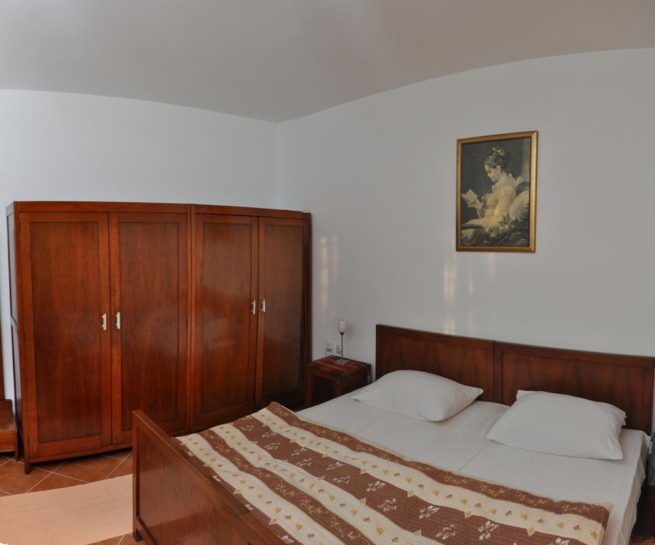 Apartments Miana ติวัต ภายนอก รูปภาพ