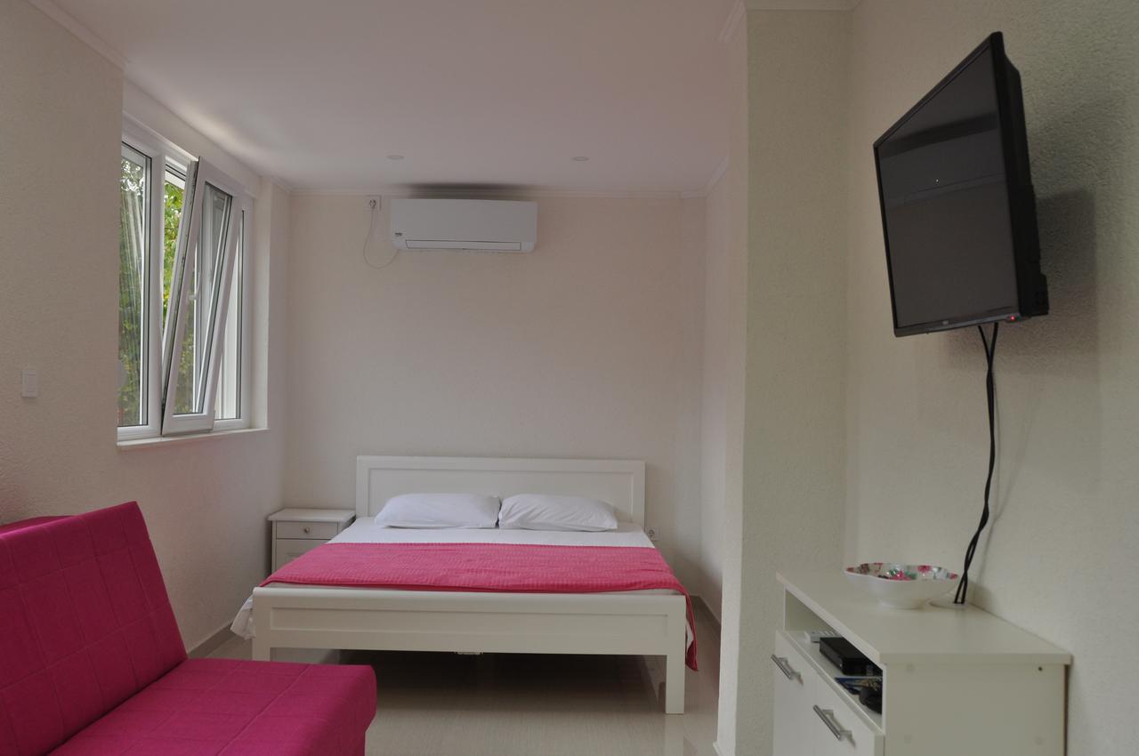 Apartments Miana ติวัต ภายนอก รูปภาพ