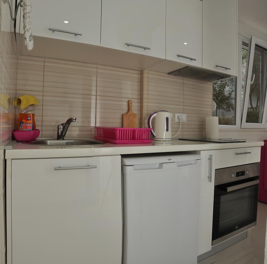 Apartments Miana ติวัต ภายนอก รูปภาพ